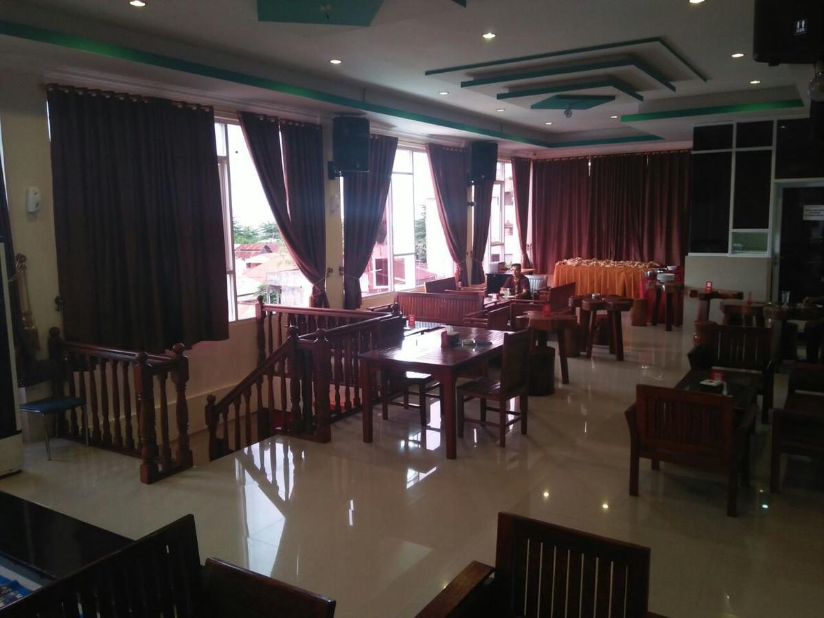 Benhur Hotel Padang  Kültér fotó